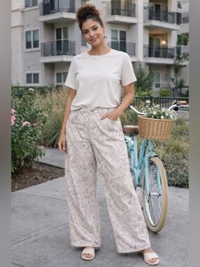 New Wild Fable White & Cream Wide-Leg Jeans 14